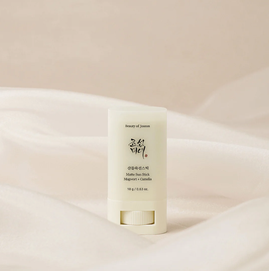 Matte Sun Stick : Mugwort + Camelia