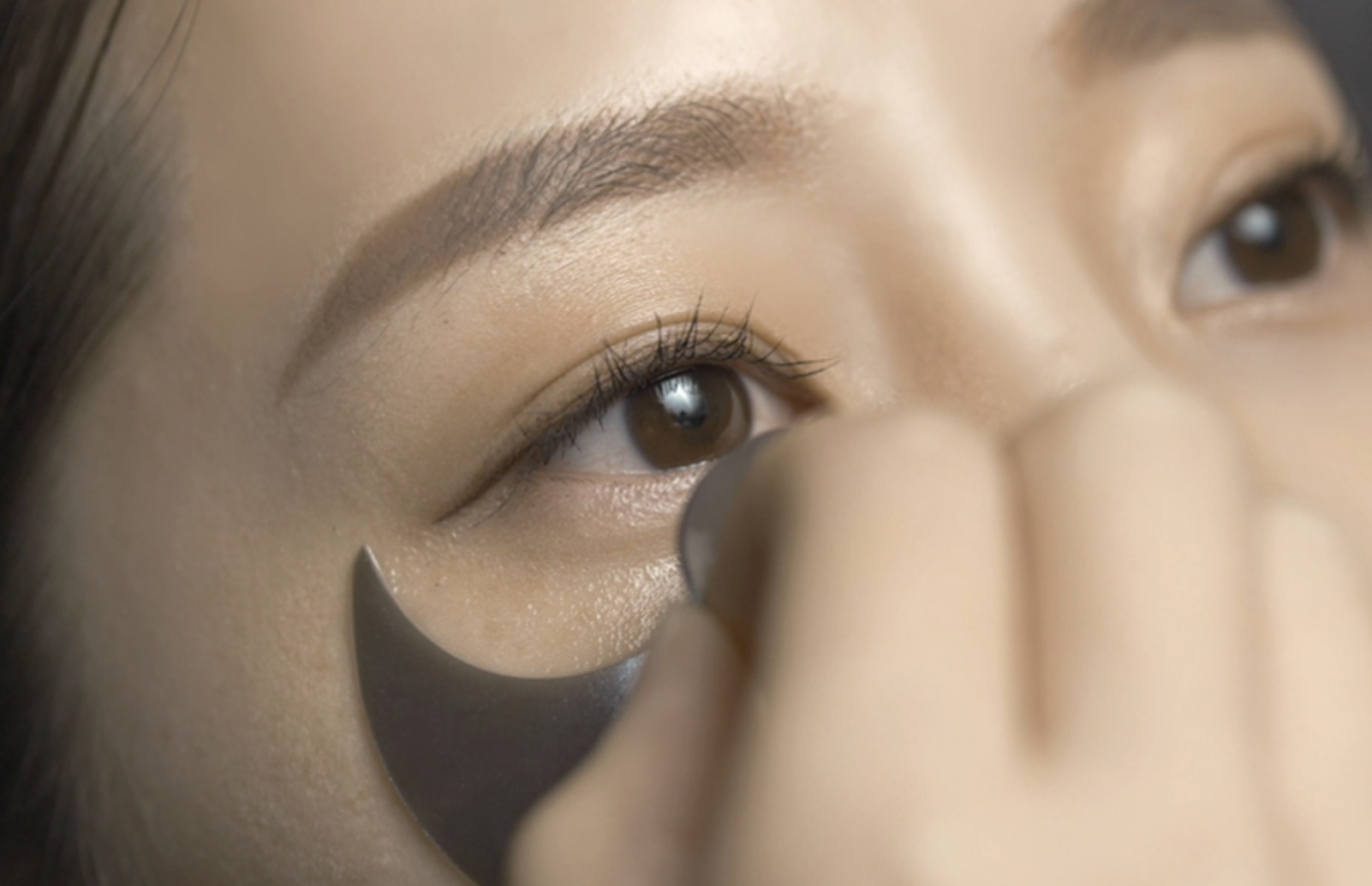 Black Tea Time Reverse Eye Patches